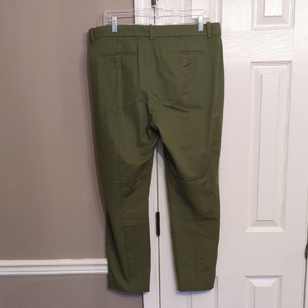 J. Crew Mercantile NWT Women's Forest Green Pants - Picture 3 of 8